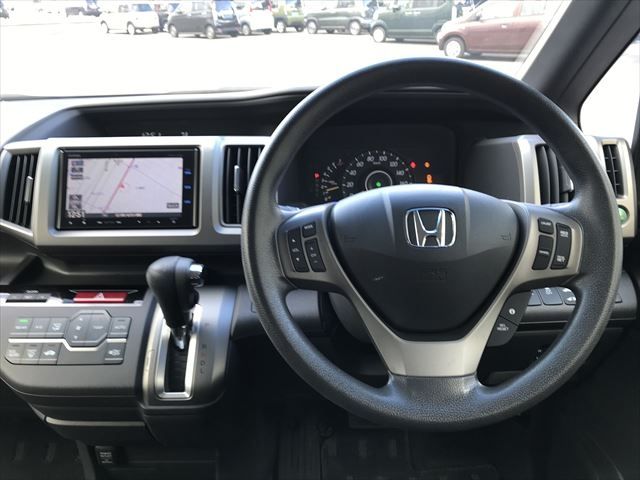 Honda e 2014-03 180998-1