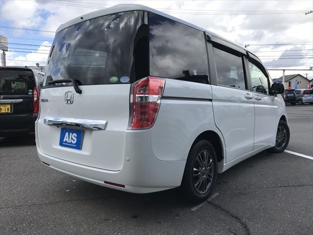 Honda e 2014-03 180998-2