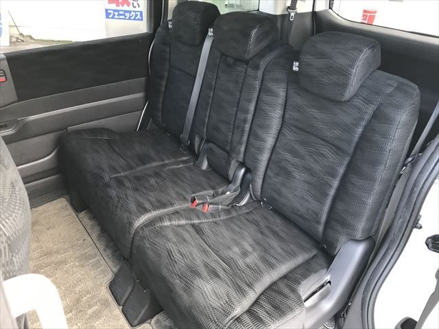 Honda e 2014-03 180998-5