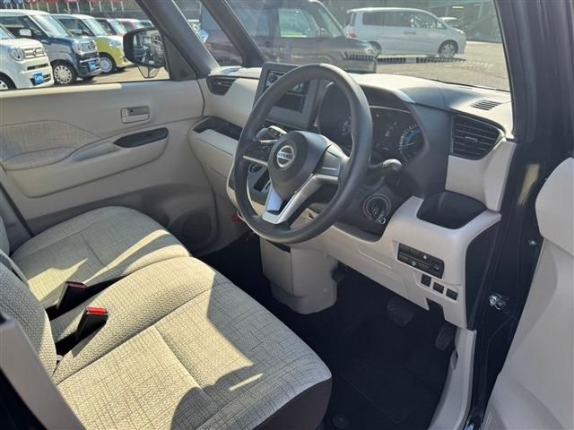 Nissan ROOX 2021-10 191012-12