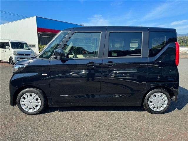 Nissan ROOX 2021-10 191012-10