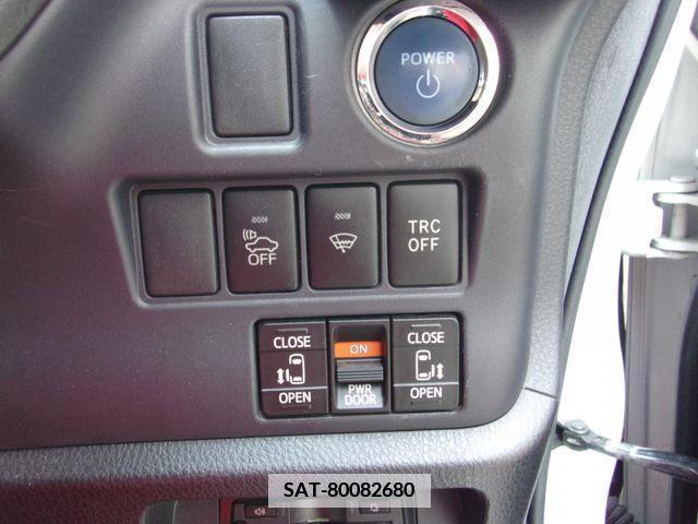 Toyota NOAH HYBRID 2014-10 365187-10