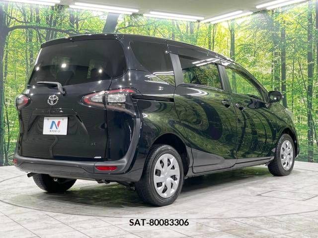 Toyota SIENTA 2016-06 224644-17