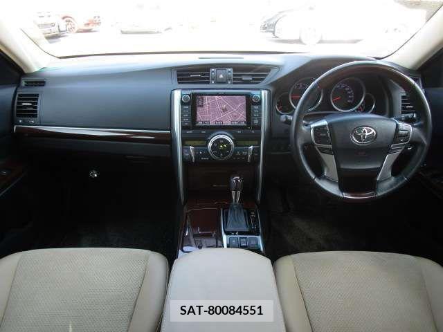 Toyota MARK X 2012-11 373969-16