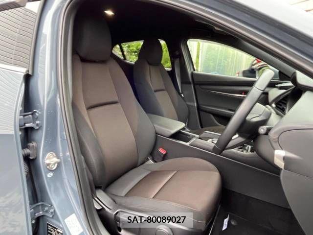 Mazda MAZDA3 2019-07 382168-9