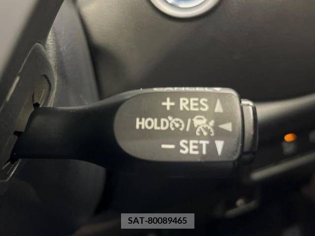Toyota C-HR 2018-11 389942-4