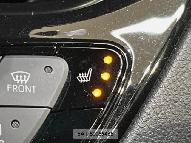 Toyota C-HR 2018-11 389942-6