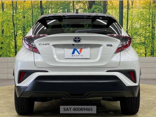 Toyota C-HR 2018-11 389942-15