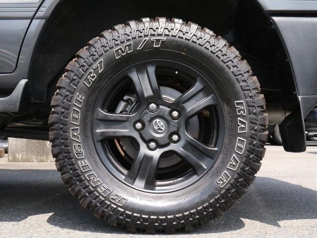 Toyota LAND CRUISER 2004-01 745-7