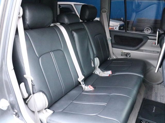 Toyota LAND CRUISER 2004-01 745-4