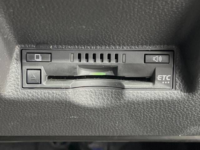 Toyota YARIS 2021-10 188822-8
