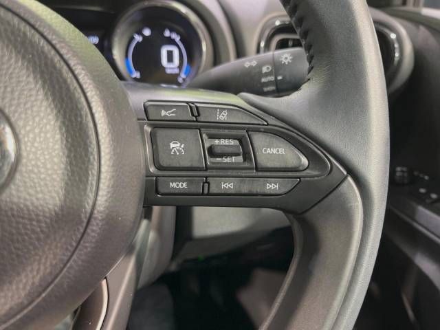 Toyota YARIS 2021-10 188822-6
