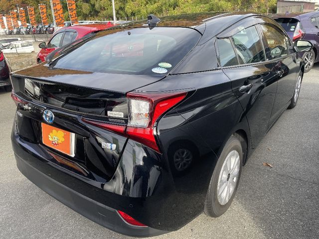 Toyota PRIUS 2020-02 182976-2