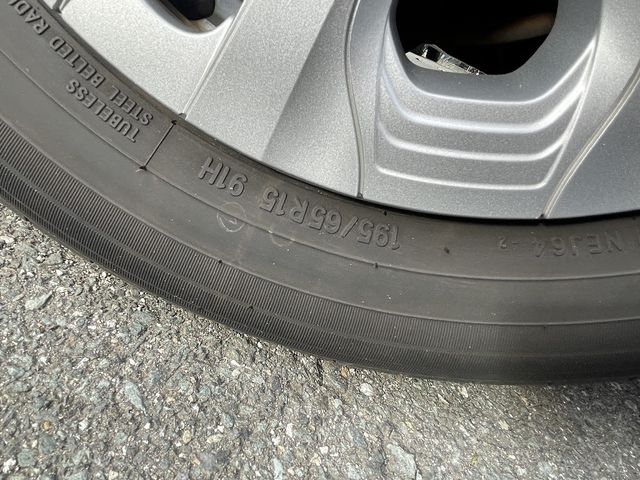 Toyota PRIUS 2020-02 182976-24