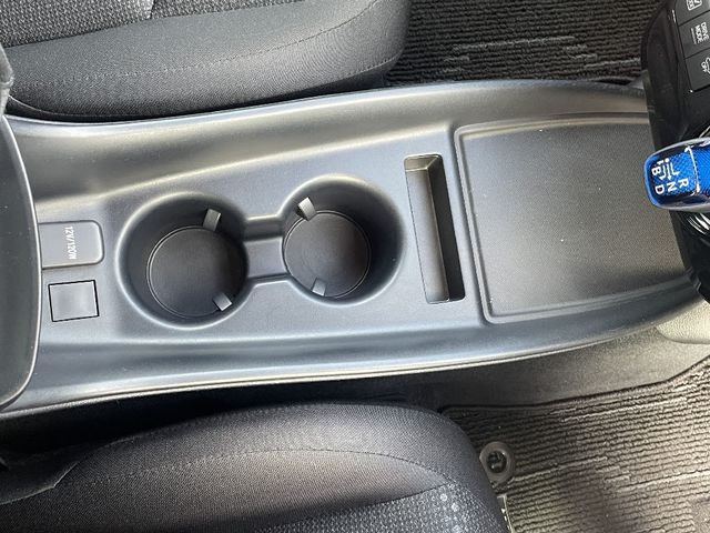 Toyota PRIUS 2020-02 182976-15