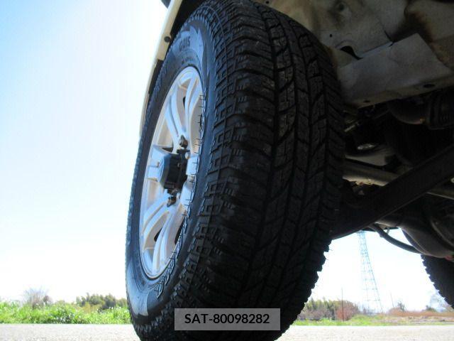 Suzuki JIMNY 2011-06 232396-18