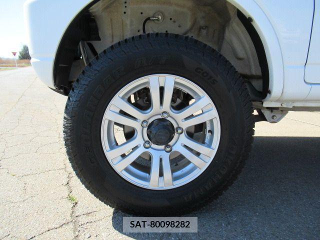 Suzuki JIMNY 2011-06 232396-16