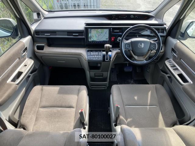 Honda STEP WGN 2015-08 373748-1