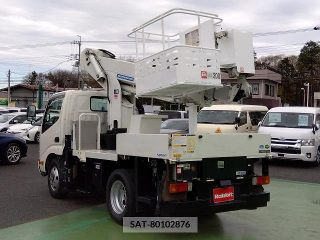 Hino DUTRO 2015-08 296729-2