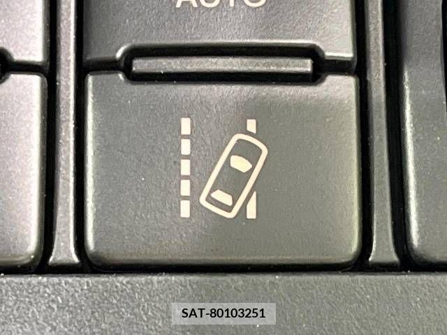 Toyota SIENTA 2019-01 225347-6