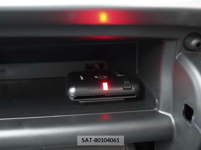 Mitsubishi ECLIPSE CROSS 2023-06 303783-18