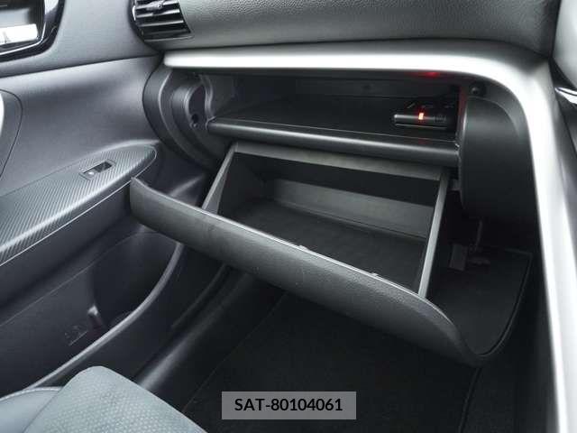 Mitsubishi ECLIPSE CROSS 2023-06 303783-12