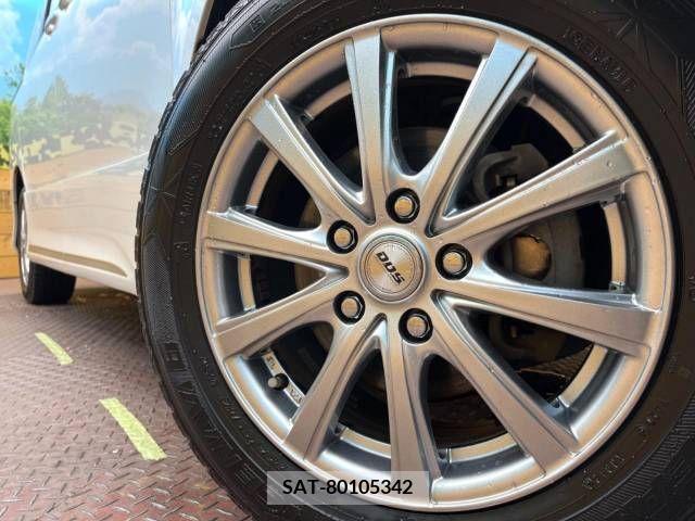 Toyota VOXY 2012-05 327326-14