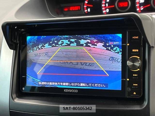 Toyota VOXY 2012-05 327326-3