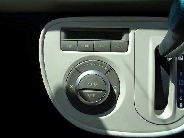 Daihatsu MIRA COCOA 2012-06 20074-20
