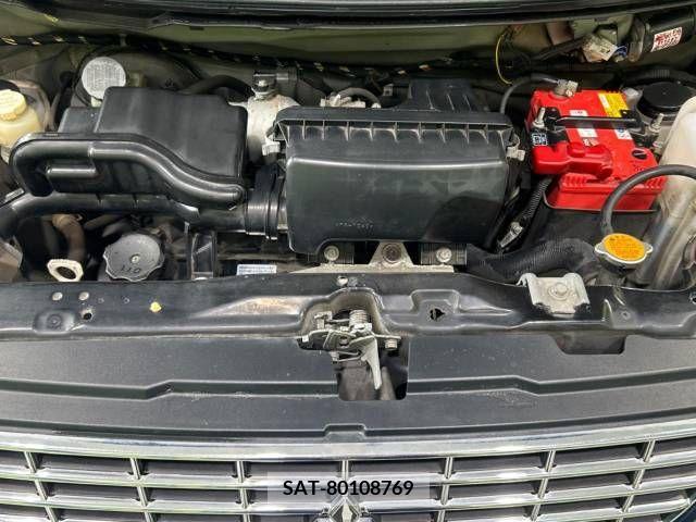 Mitsubishi EK WAGON 2011-12 304924-18