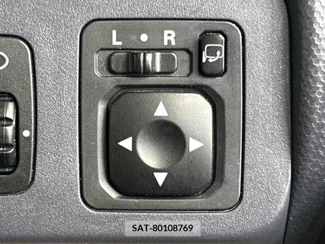 Mitsubishi EK WAGON 2011-12 304924-3