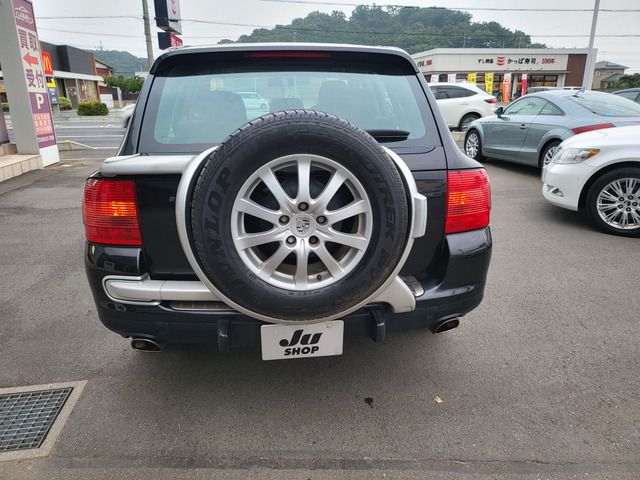 Porsche CAYENNE 2008-06 6612-8