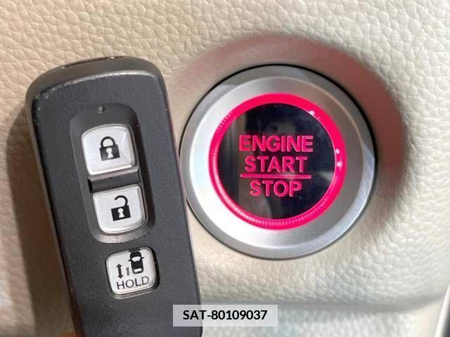 Honda N BOX 2019-10 364413-6