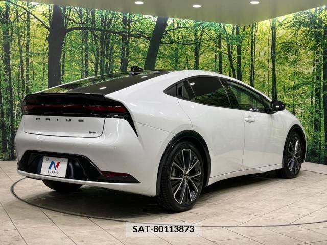 Toyota PRIUS 2023-05 313488-17