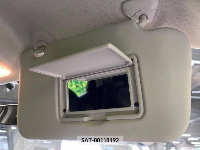 Nissan JUKE 2013-09 336465-6