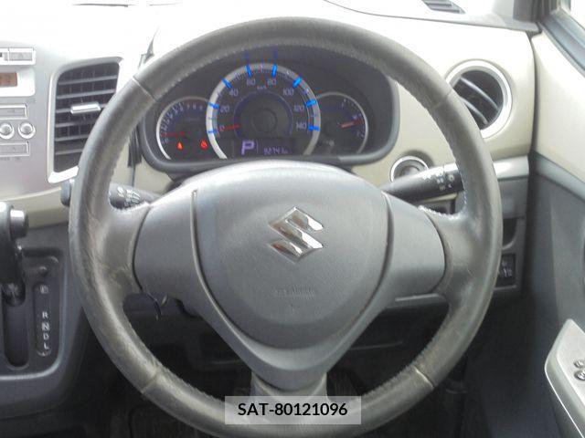 Suzuki WAGON R 2013-03 353012-17