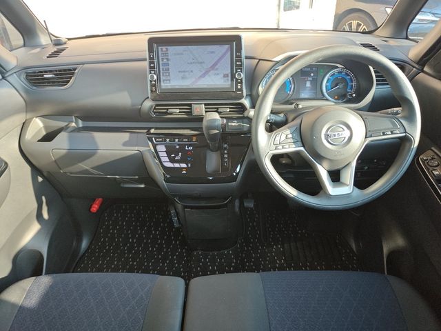 Nissan ROOX 2022-07 23129-4