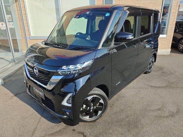Nissan ROOX 2022-07 23129-0