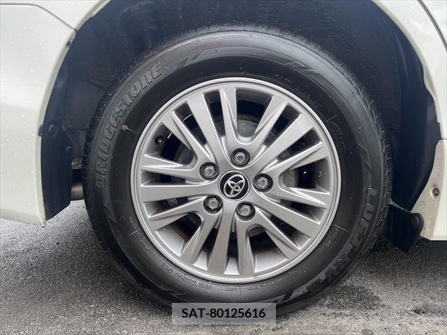 Toyota ESQUIRE 2015-07 321435-15
