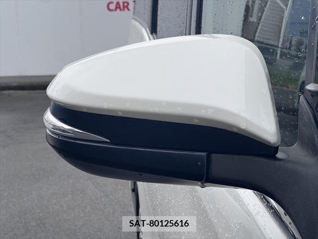 Toyota ESQUIRE 2015-07 321435-13