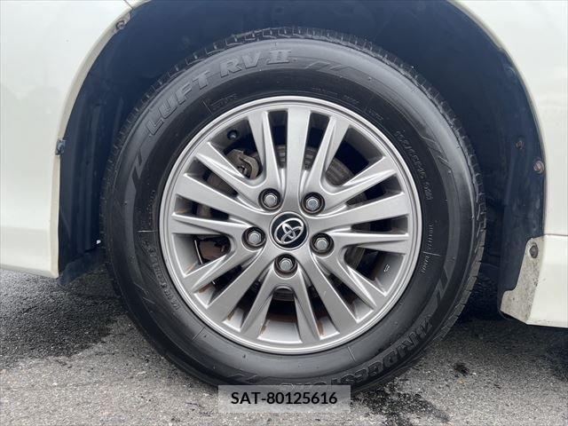 Toyota ESQUIRE 2015-07 321435-17