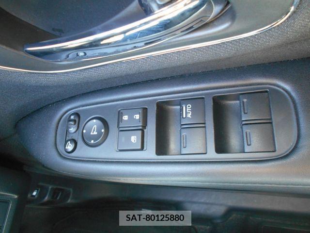 Honda VEZEL 2018-03 369906-19