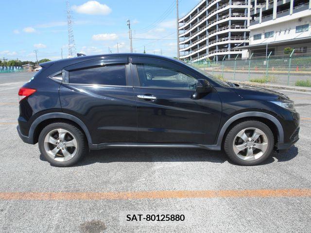 Honda VEZEL 2018-03 369906-7