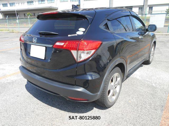 Honda VEZEL 2018-03 369906-4