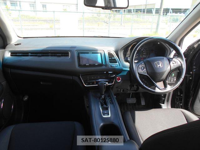 Honda VEZEL 2018-03 369906-2