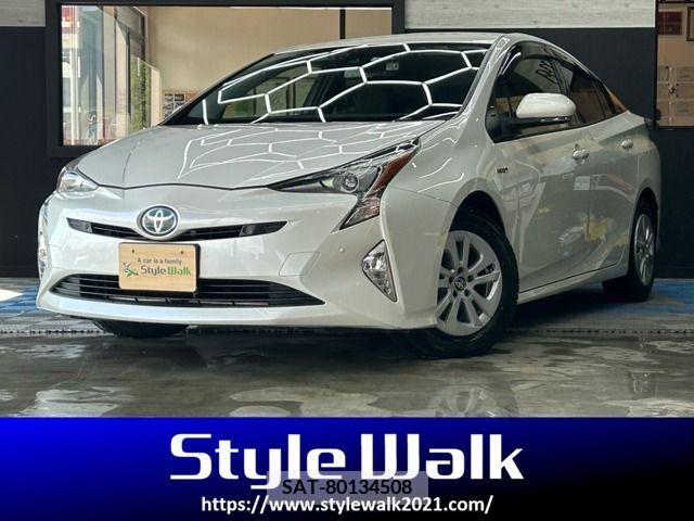 Toyota PRIUS 2017-05 282242-0
