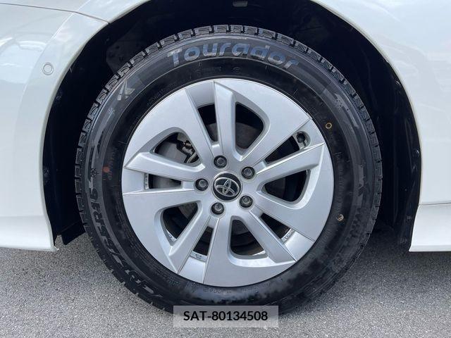 Toyota PRIUS 2017-05 282242-27