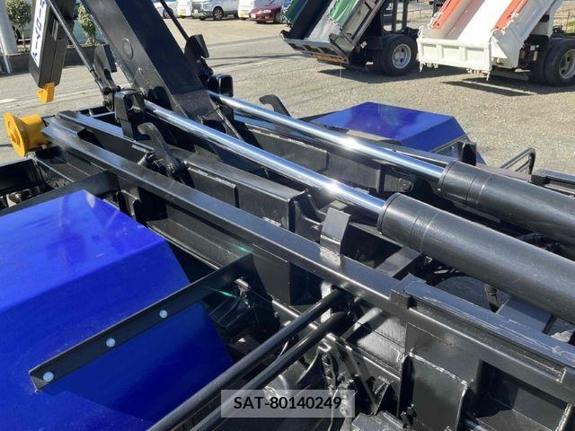 Isuzu FORWARD 2005-03 225415-6
