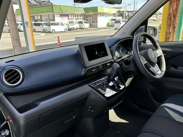 Mitsubishi EK X 2022-04 16590-11
