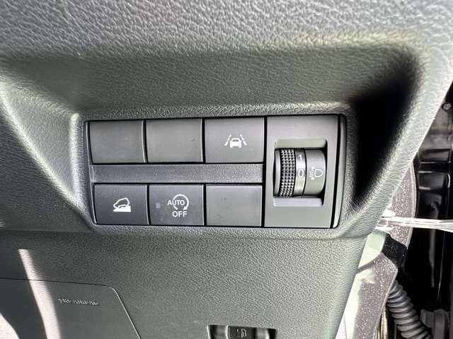 Mitsubishi EK X 2022-04 16590-5